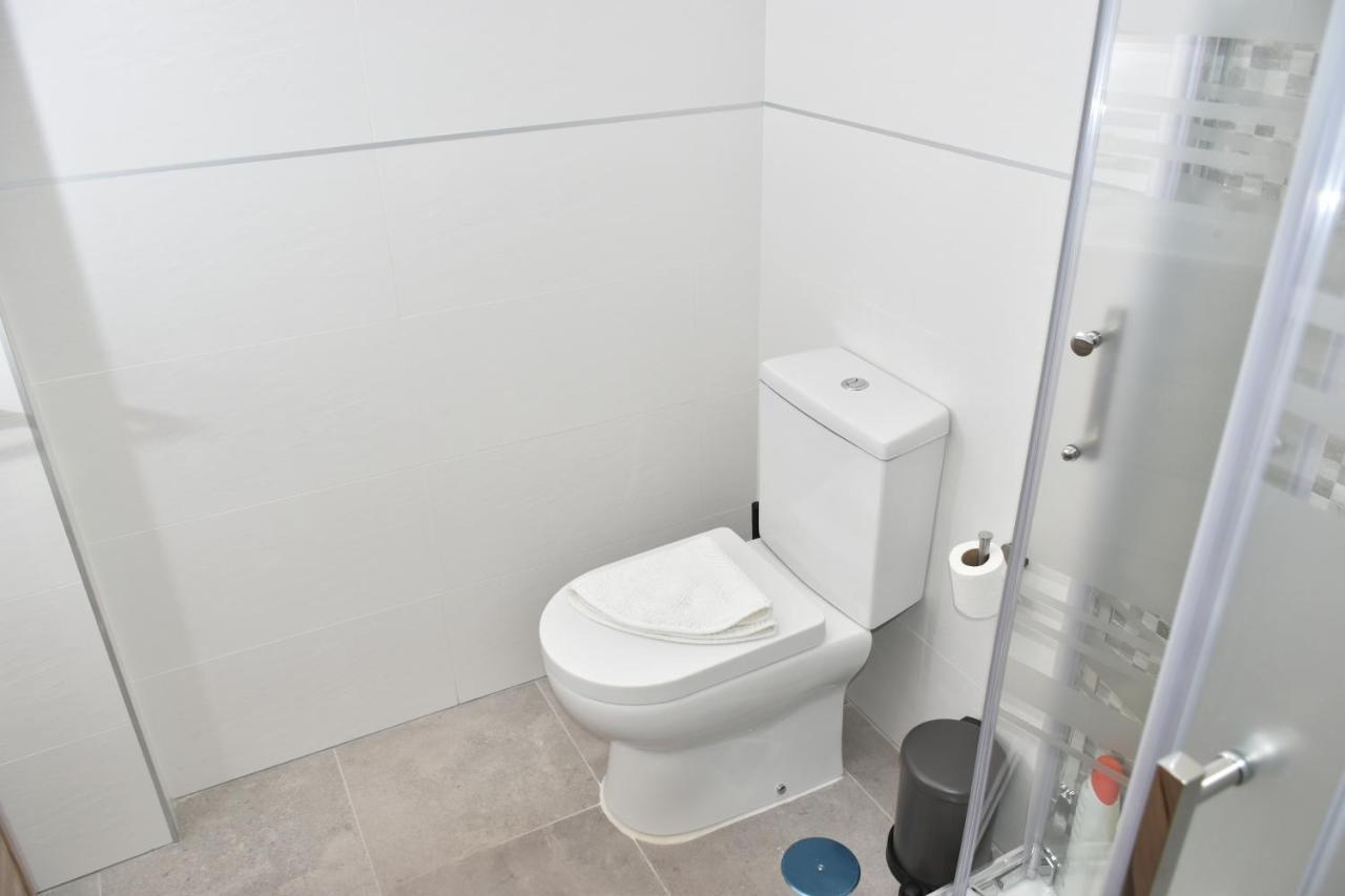 Spectacular 8 Pax/4 & Free Parking Leilighet Málaga