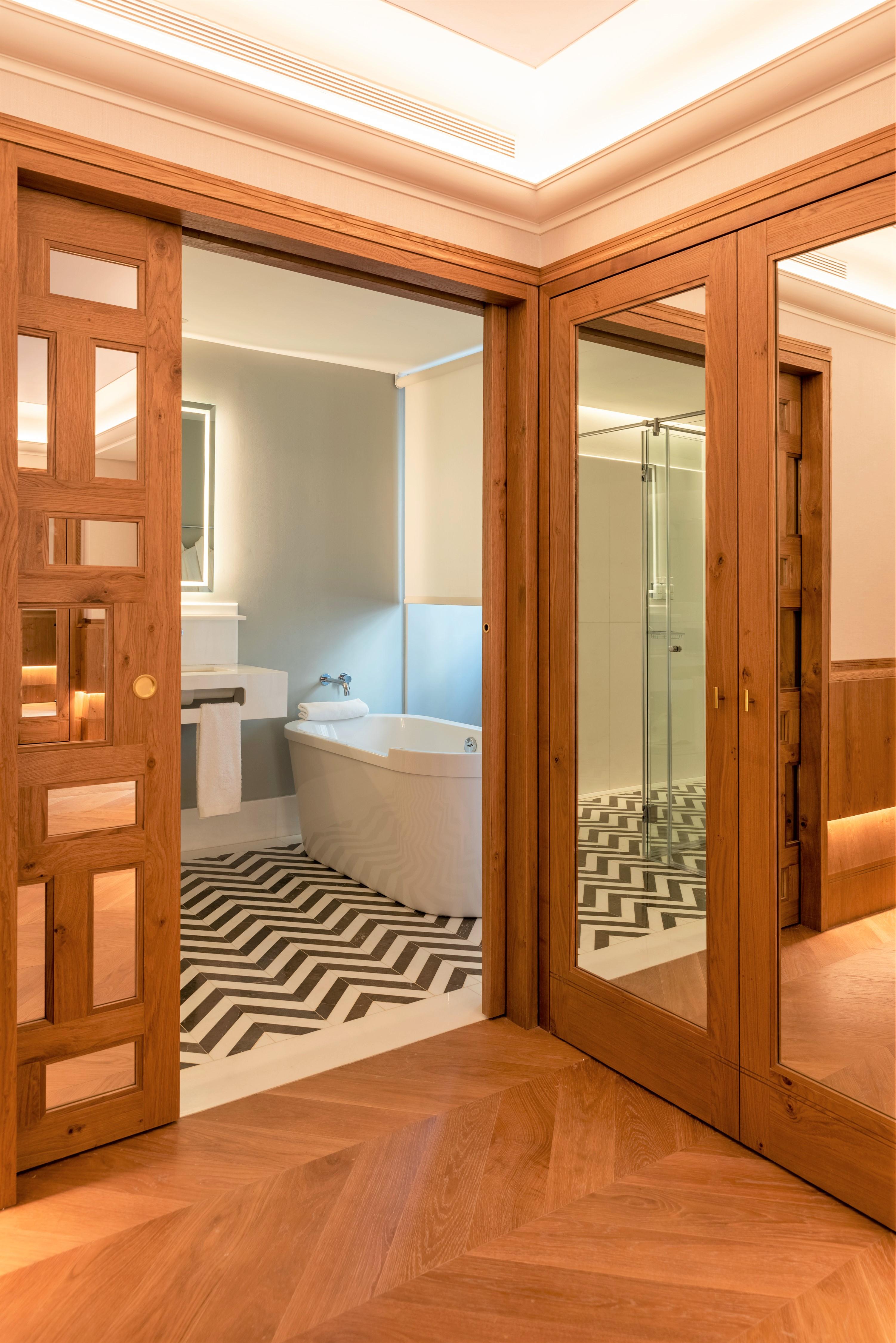 Hotel Palacio Solecio, A Small Luxury Of The World Málaga
