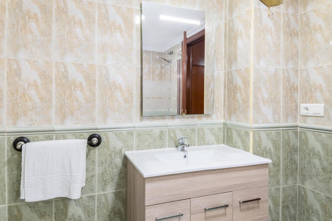 Holidays2malaga Feijoo Local Close To City Center In A Quiet Area. Málaga