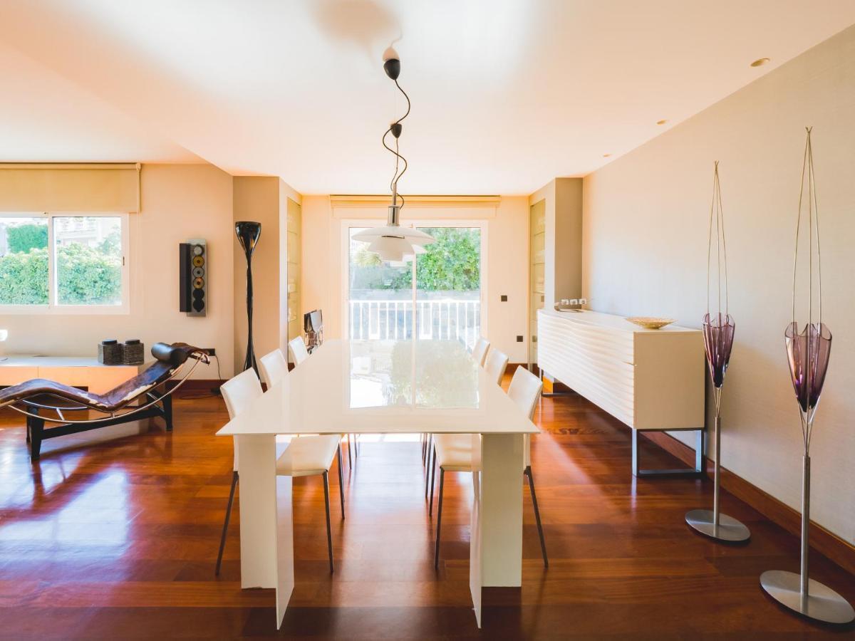 Villaer Cubo's Gibralfaro House Center