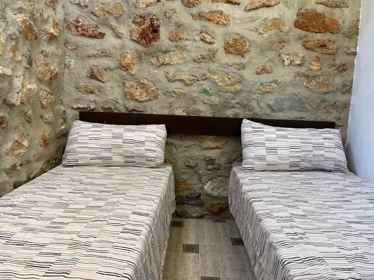Casa De Piedra Chaleter