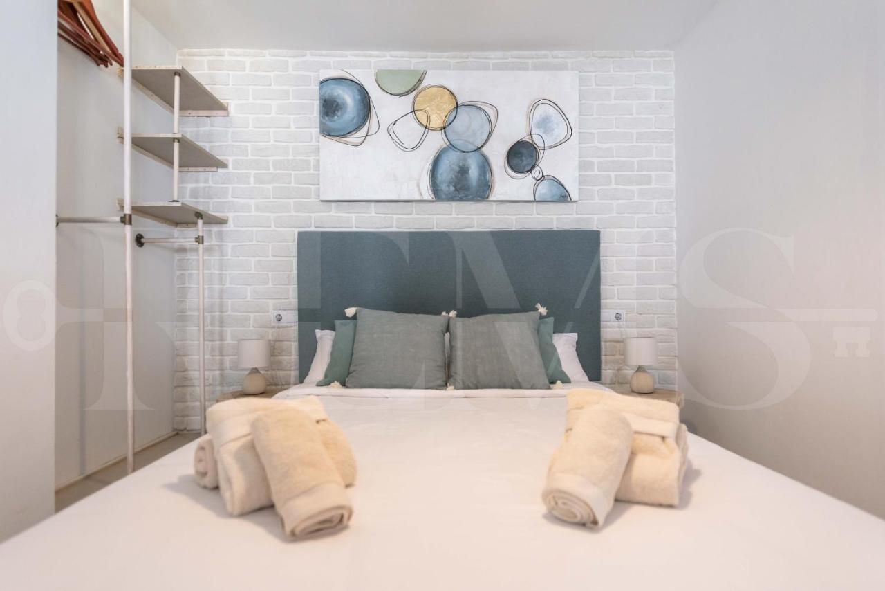 Bright Duplex Loft Next To The Center By Rems *