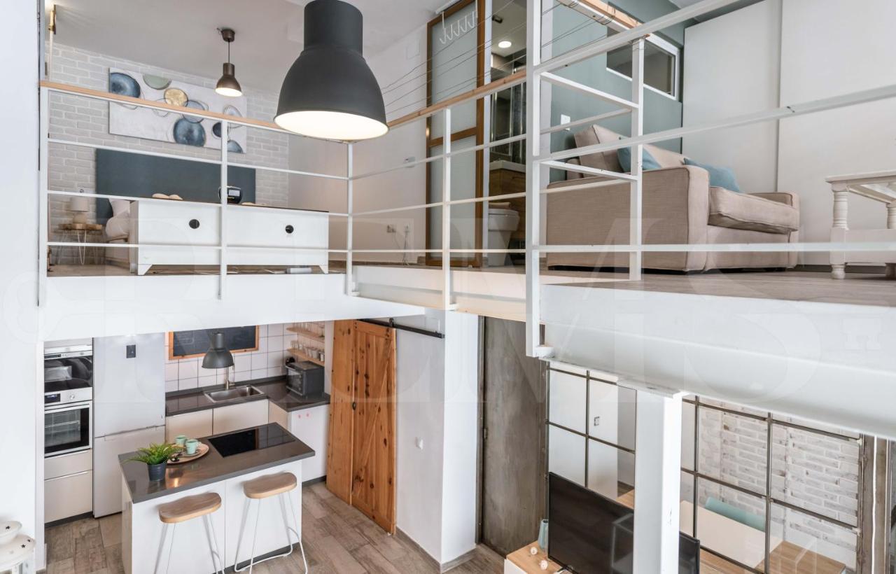 Bright Duplex Loft Next To The Center By Rems *