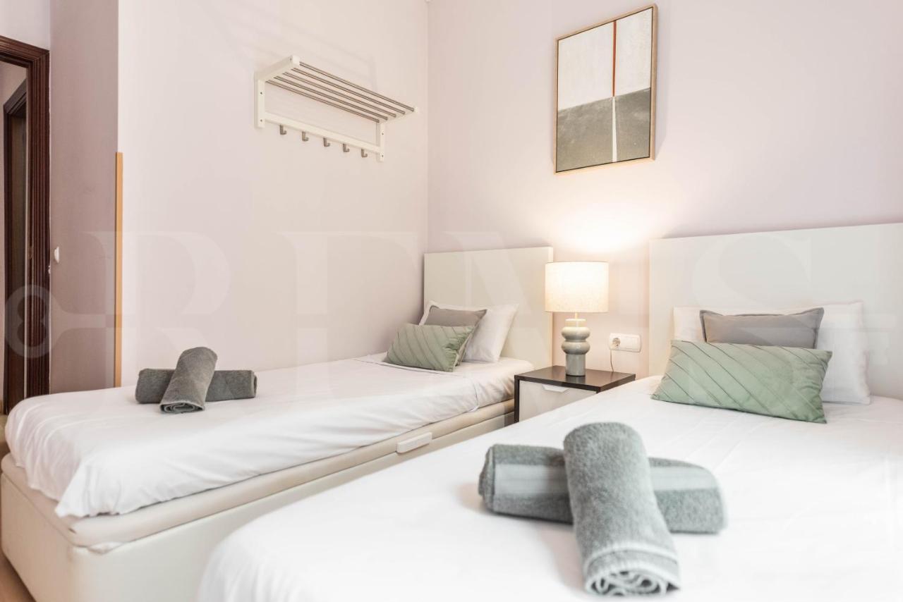 Appartement Inviting In The Heart Of By Rems *
