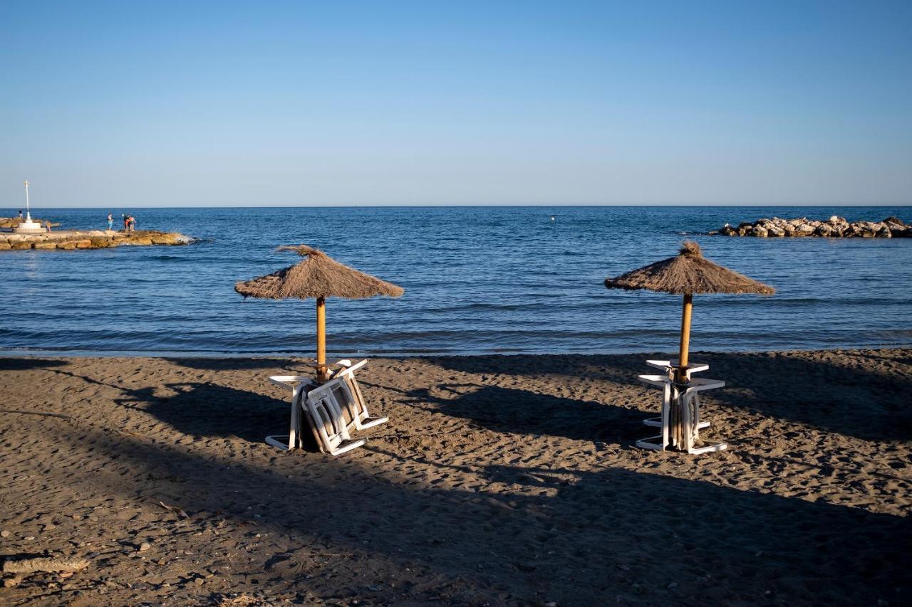 Deluxe Con Piscina, Terraza & Parking Lägenhet Málaga