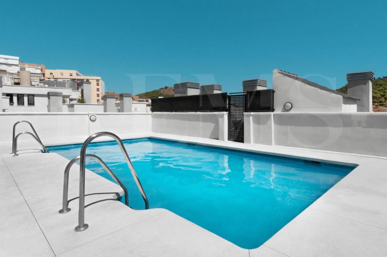 Elegant With Community Pool & Parking - Center Málaga