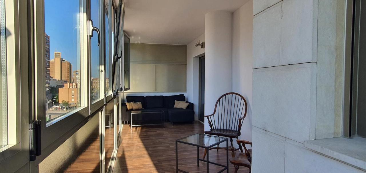 Gran Piso En Zona Comercial * Málaga