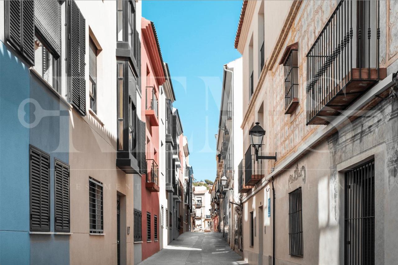Apartamento Elegant With Community Pool & Parking - Center *