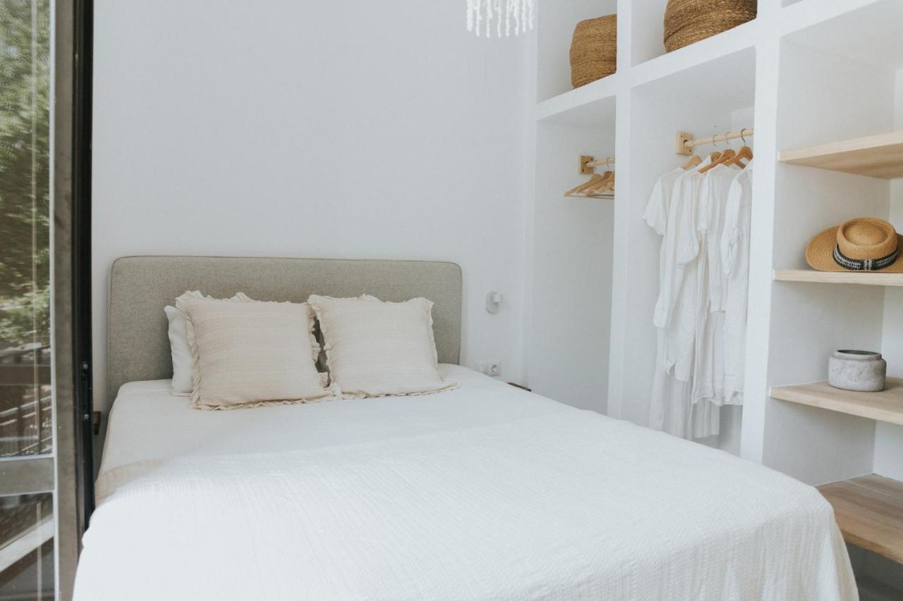 House On Walking Distance Pedregalejo Appartement *