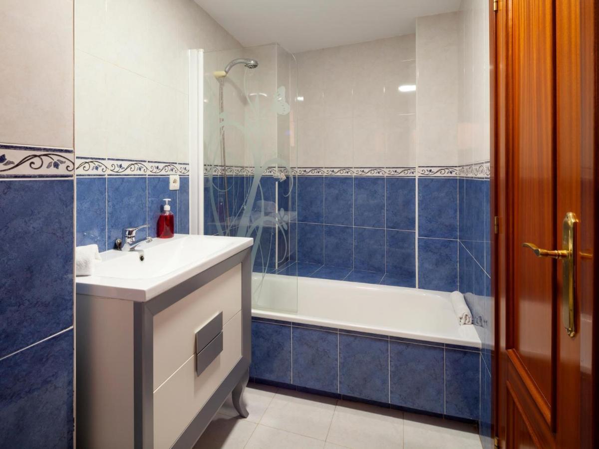 Apartment Inmalaga Plaza Flores With Terrace 2 Malaga