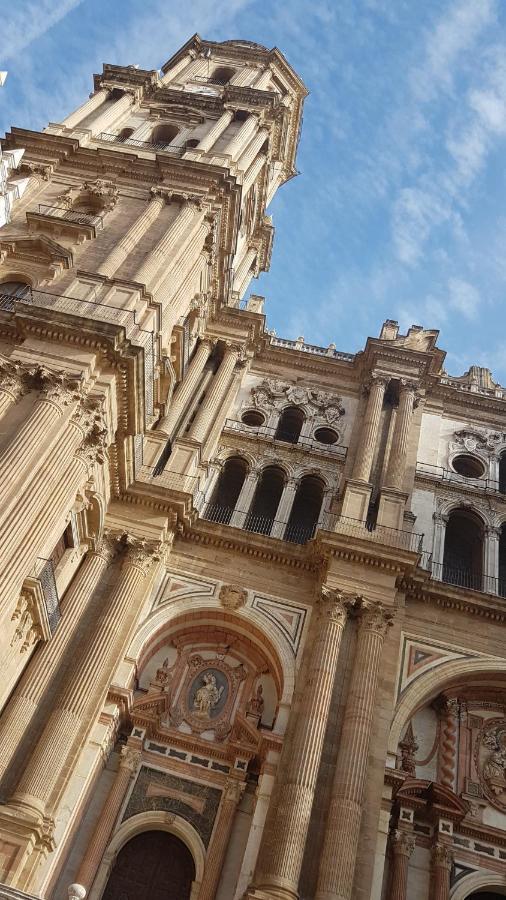 A Space That Feels Like With Private Parking Málaga