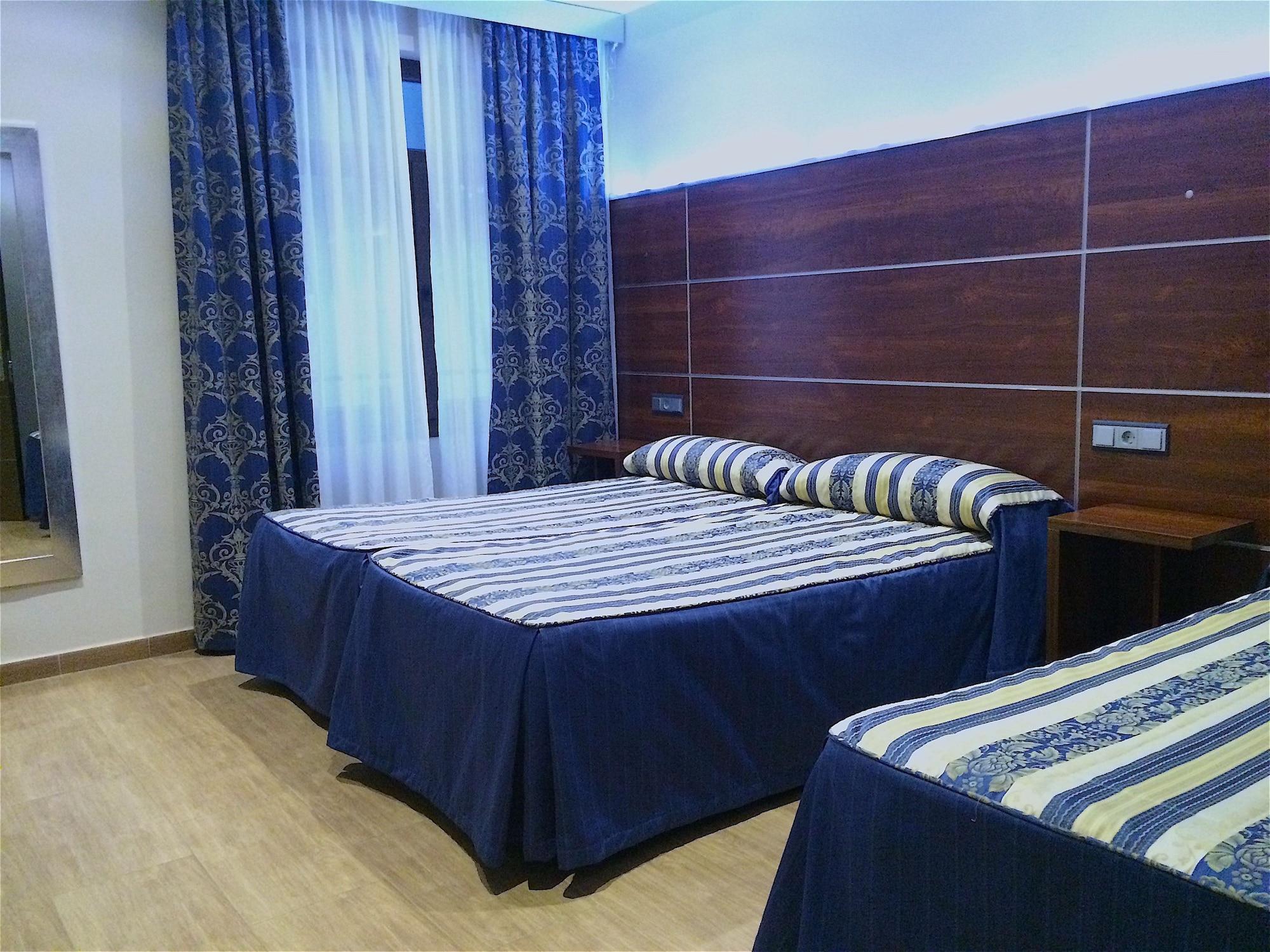 Hotel Castilla Guerrero 3*