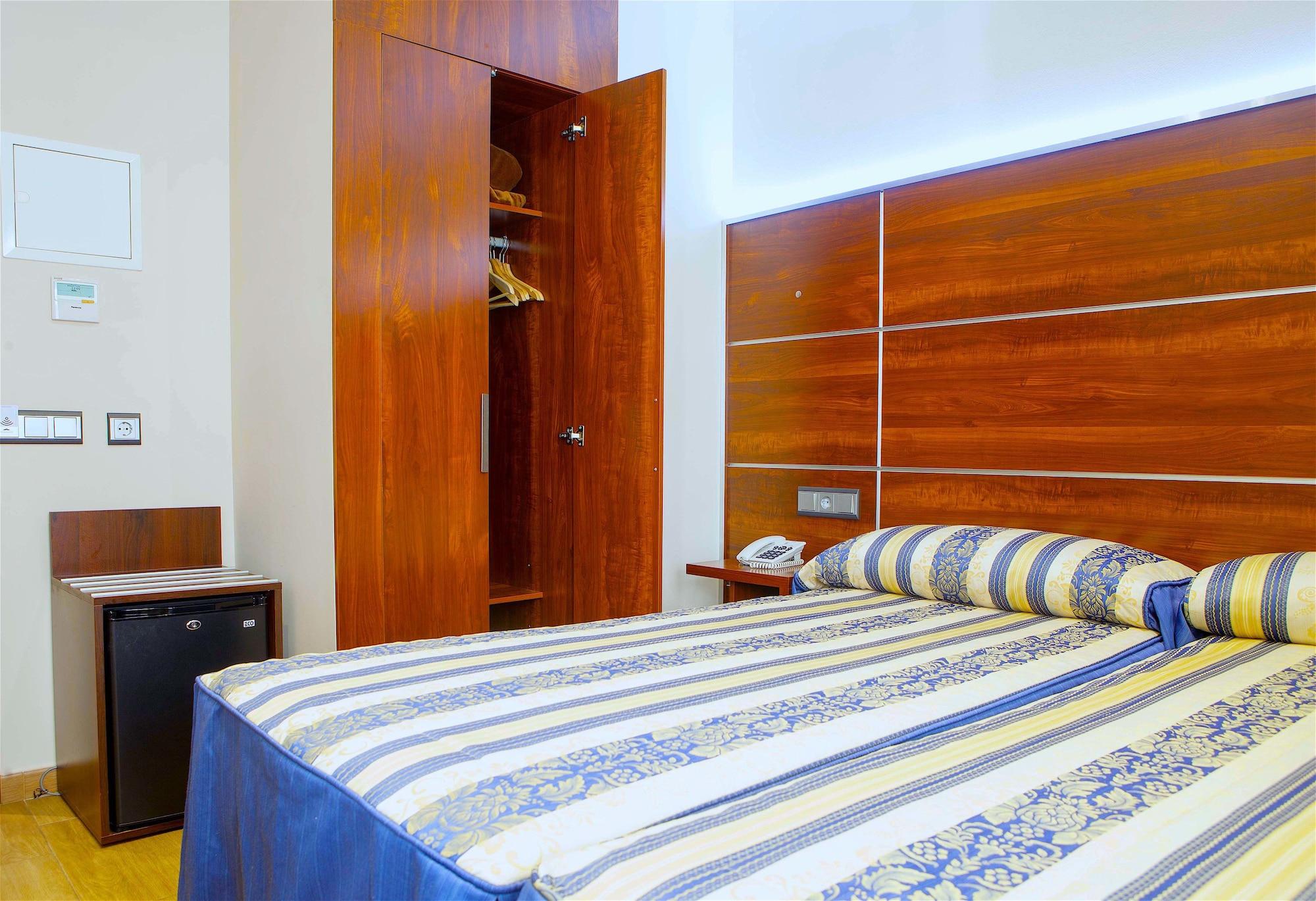 Hotel Castilla Guerrero 3*