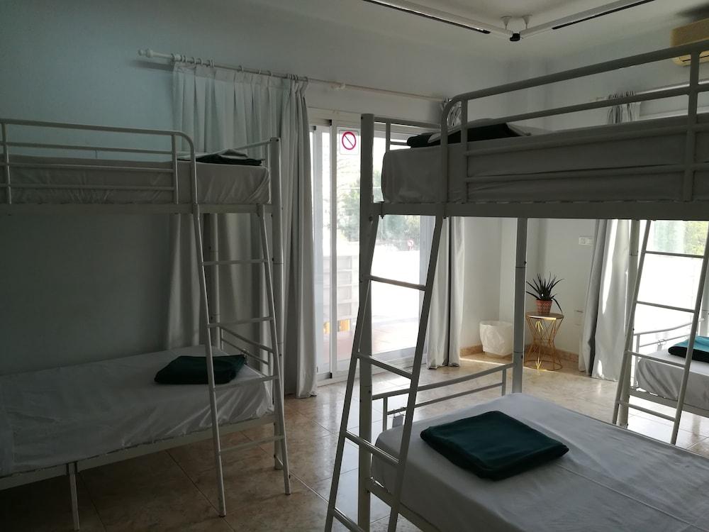 Hostel La Moraga De Poniente Malaga