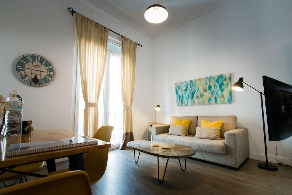 Holidays2malaga Comfort Center *