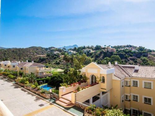 Bedrooms In Amazing Share Luxury Place In Marbella Alloggio in famiglia Málaga