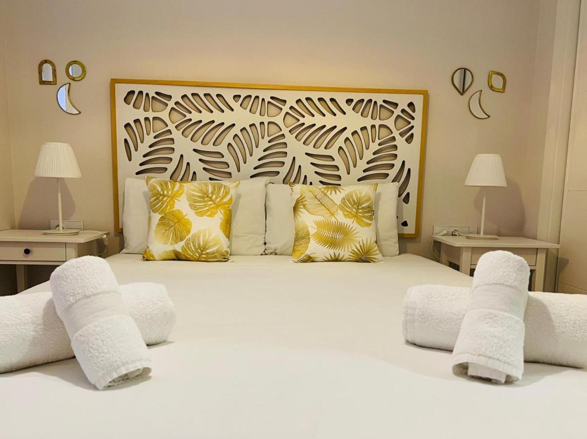 Sky Garden & Seasonal Pool Views By Ele Apartment Malaga