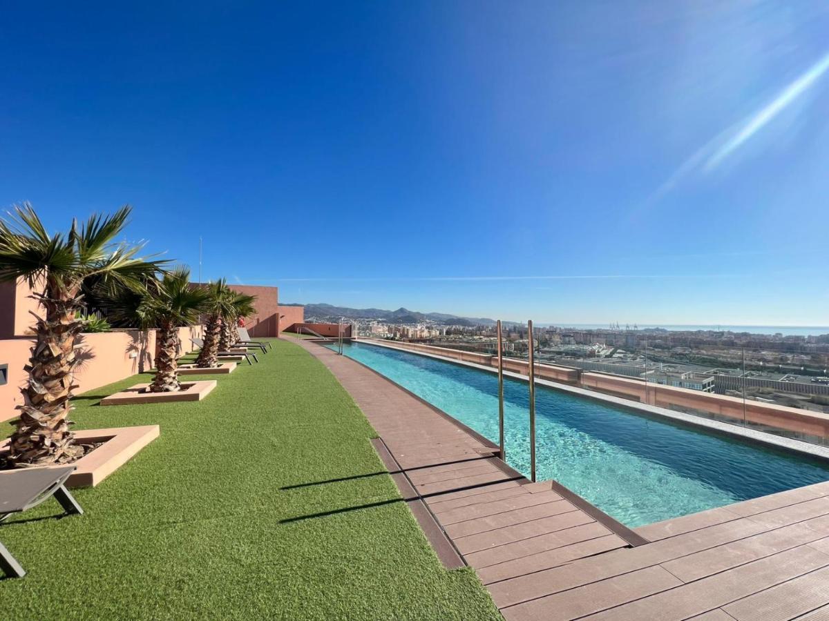 Apartment Sky Garden & Seasonal Pool Views By Ele
