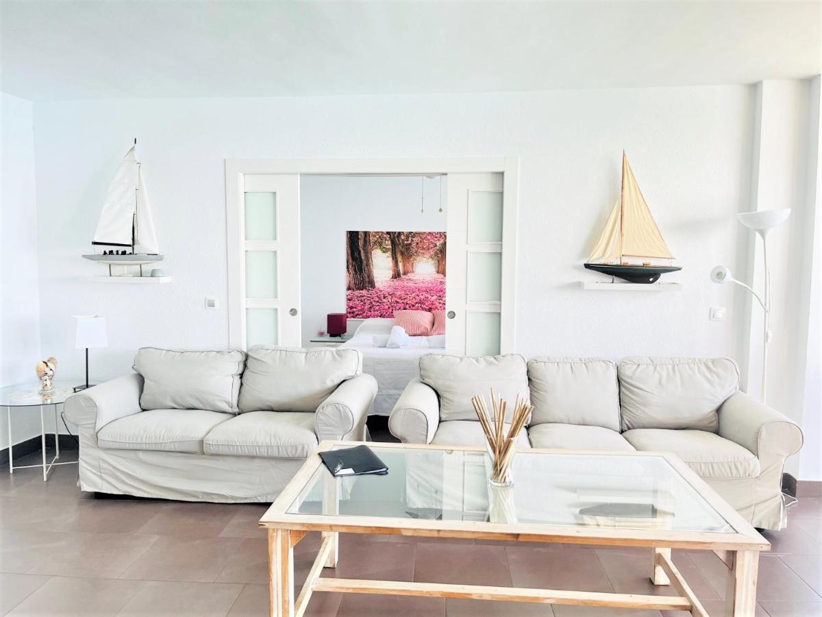 Rentcostadelsol Malagueta Miramar * Malaga