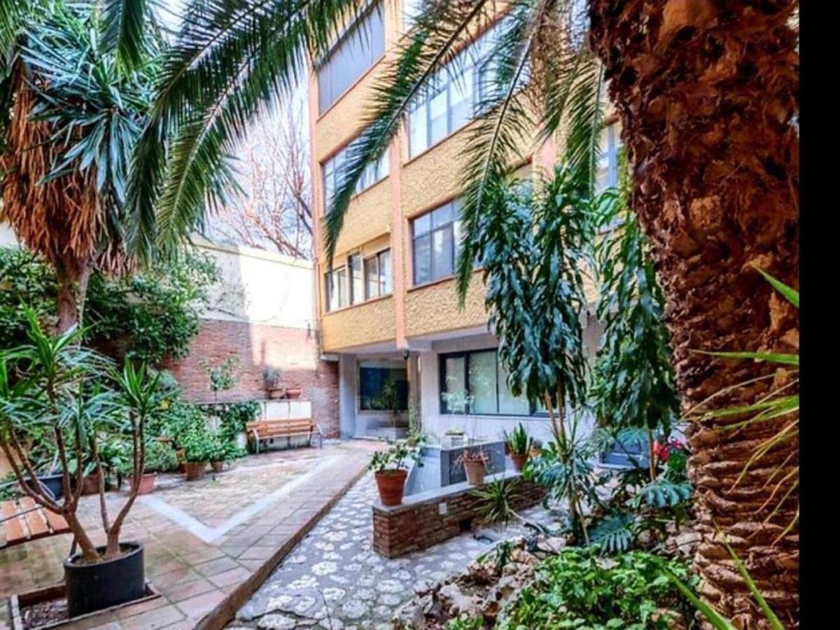 H2m Andres Perez Loft Ideally For Working - But Quiet And High Speed Wifi Lägenhet