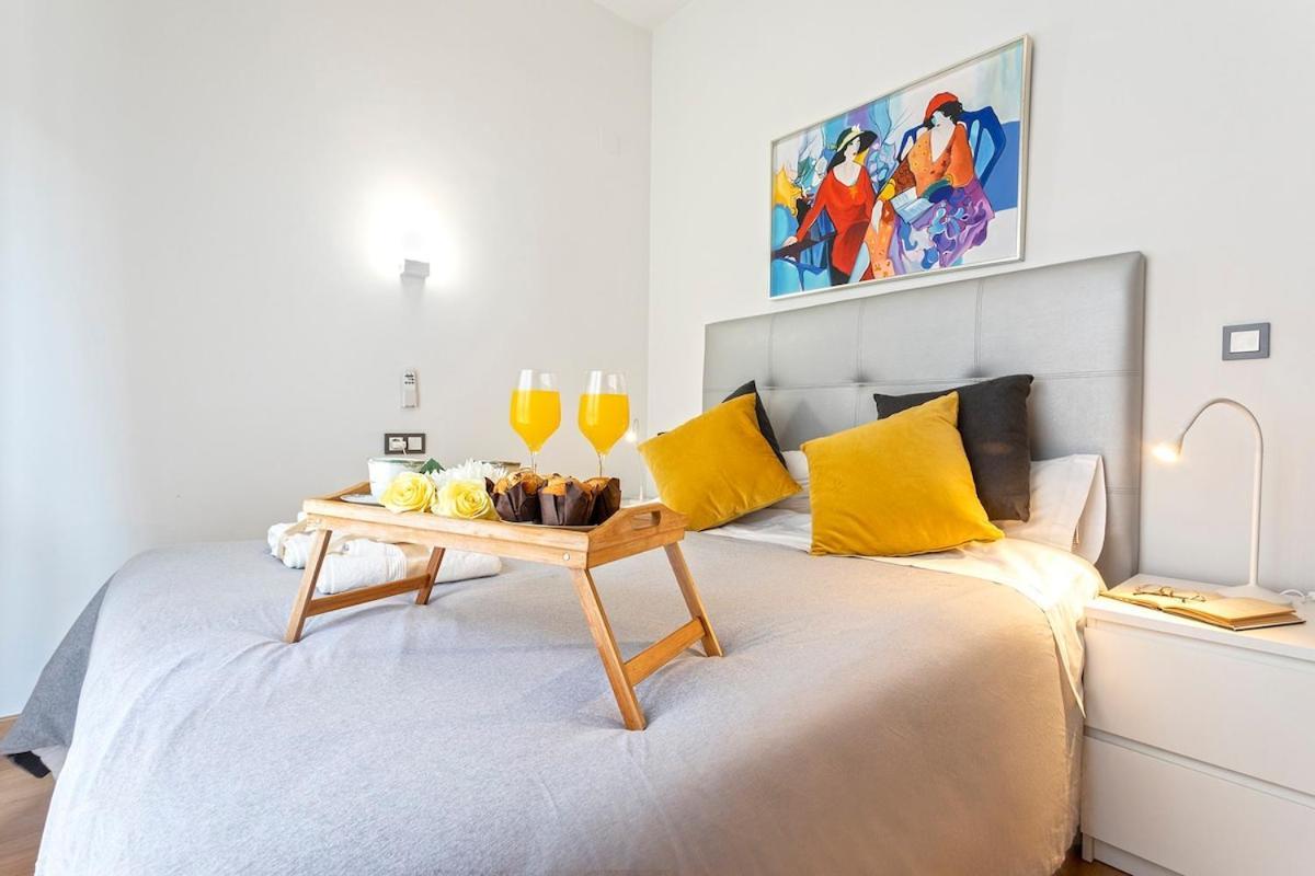 Apartamento -malagasunapts- Huge & * Pool* Freepark* Málaga