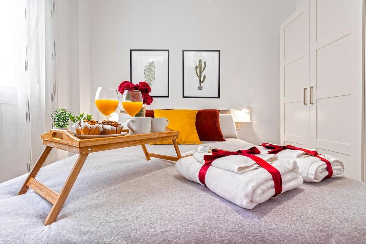 -malagasunapts-comfy&central Free Parking