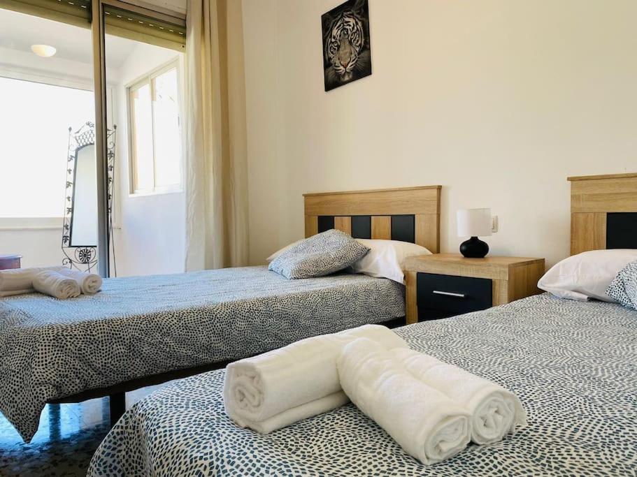 Almirante 1º Linea De Playa Con Parking Apartment *