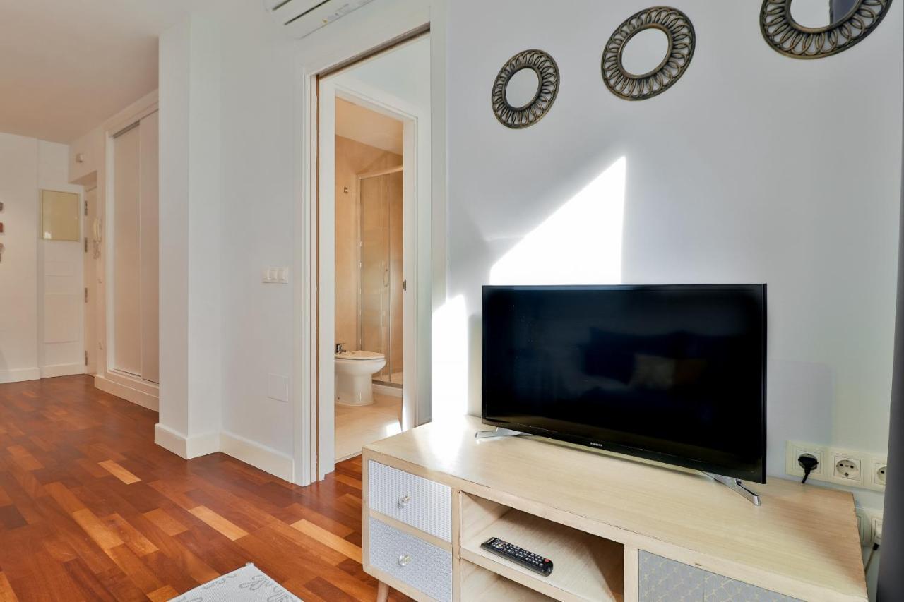 C7 Super Lovely Apartamento