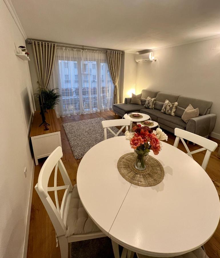 Apartment Prestige Iii