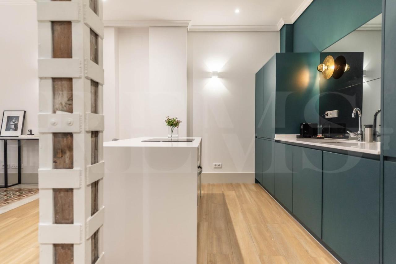 Modern Luxe In The Historic Center By Rems Malaga