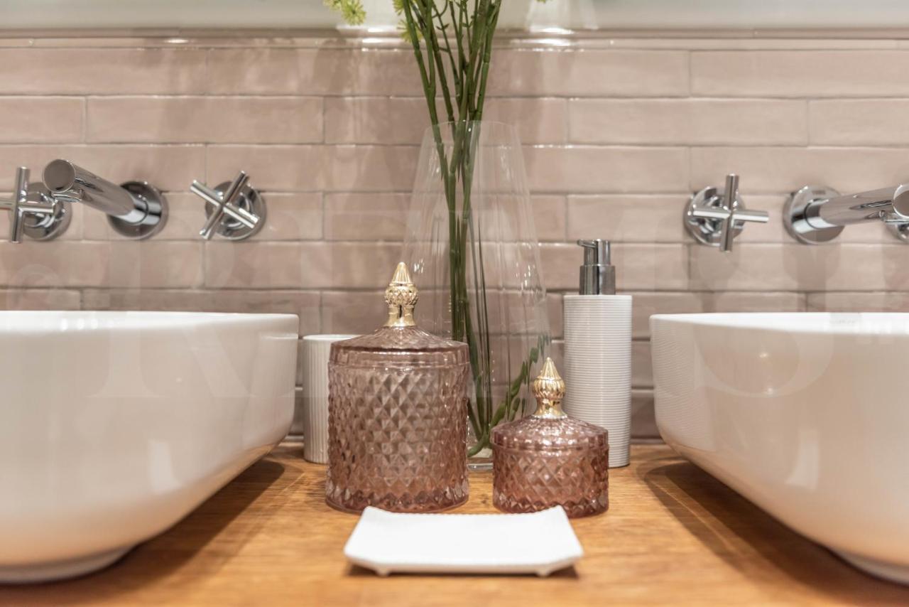 Modern Luxe In The Historic Center By Rems *