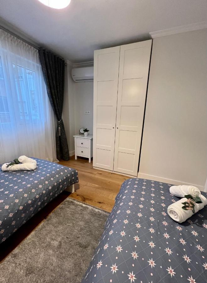 Prestige Iii Apartment