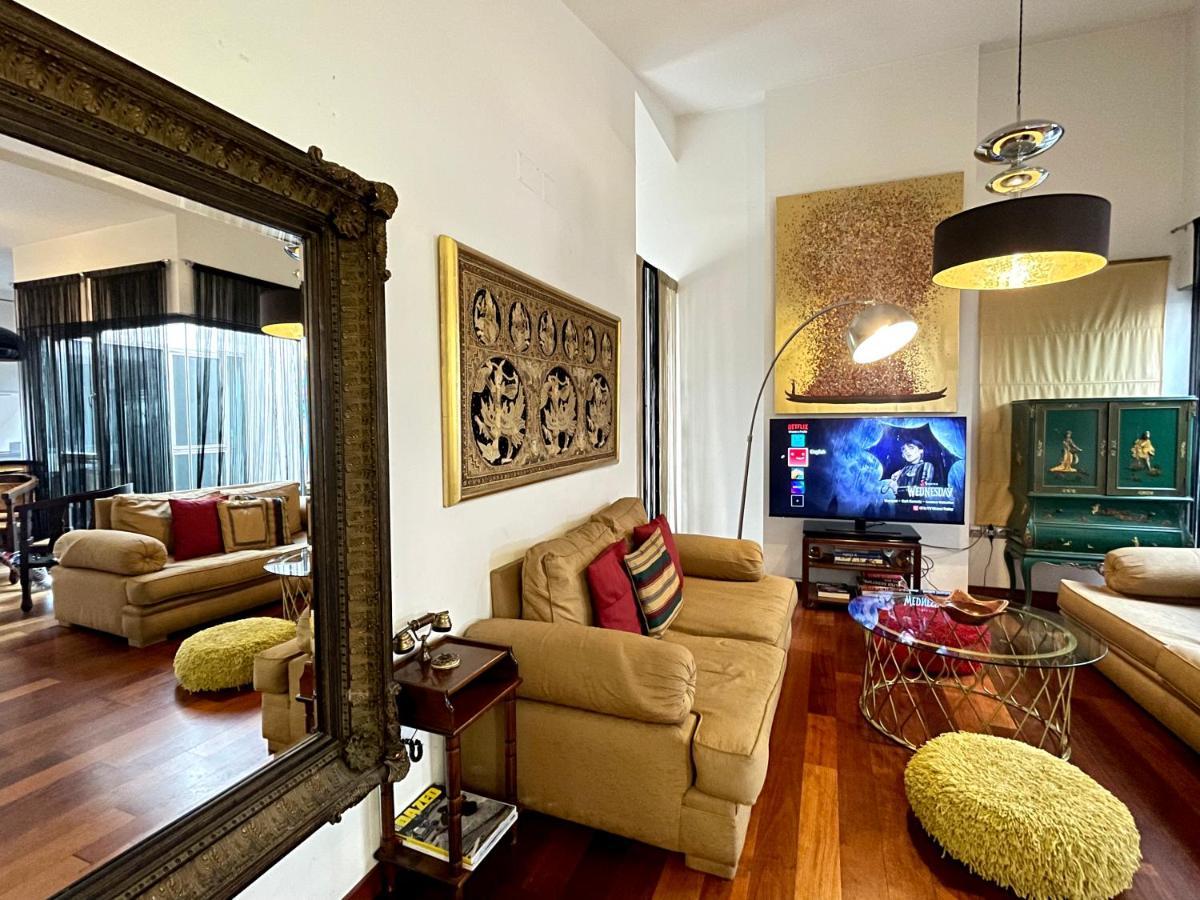 Atico En Plaza De La Constitucion 3 Bedrooms Appartement Málaga