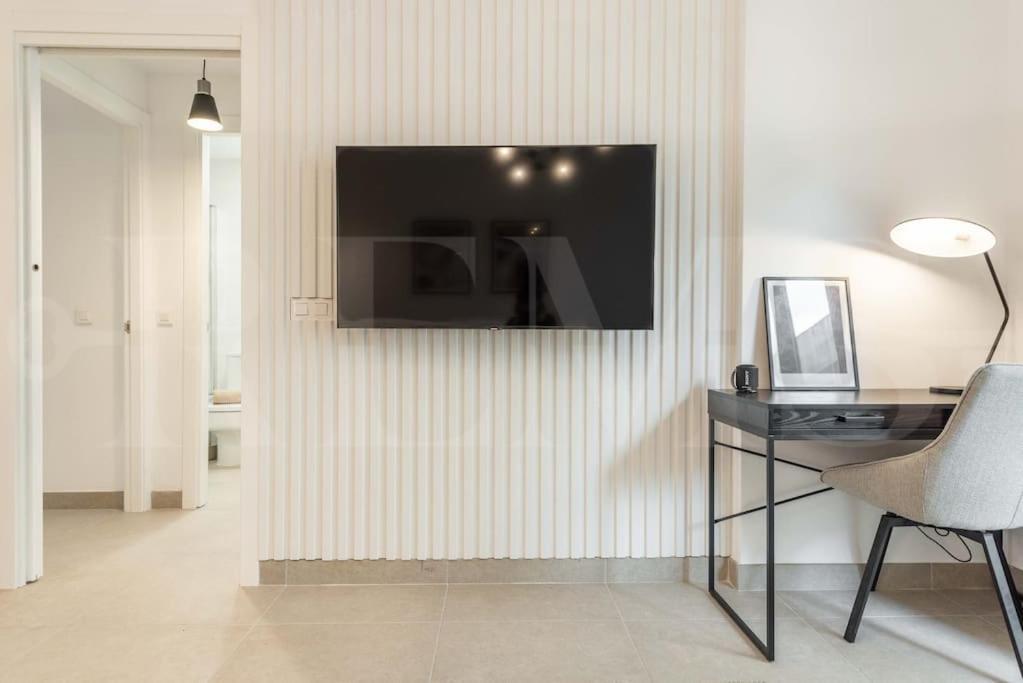 Appartamento Modern With Patio & Parking By Rems