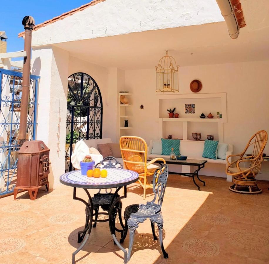 Dos Hermanos Villa