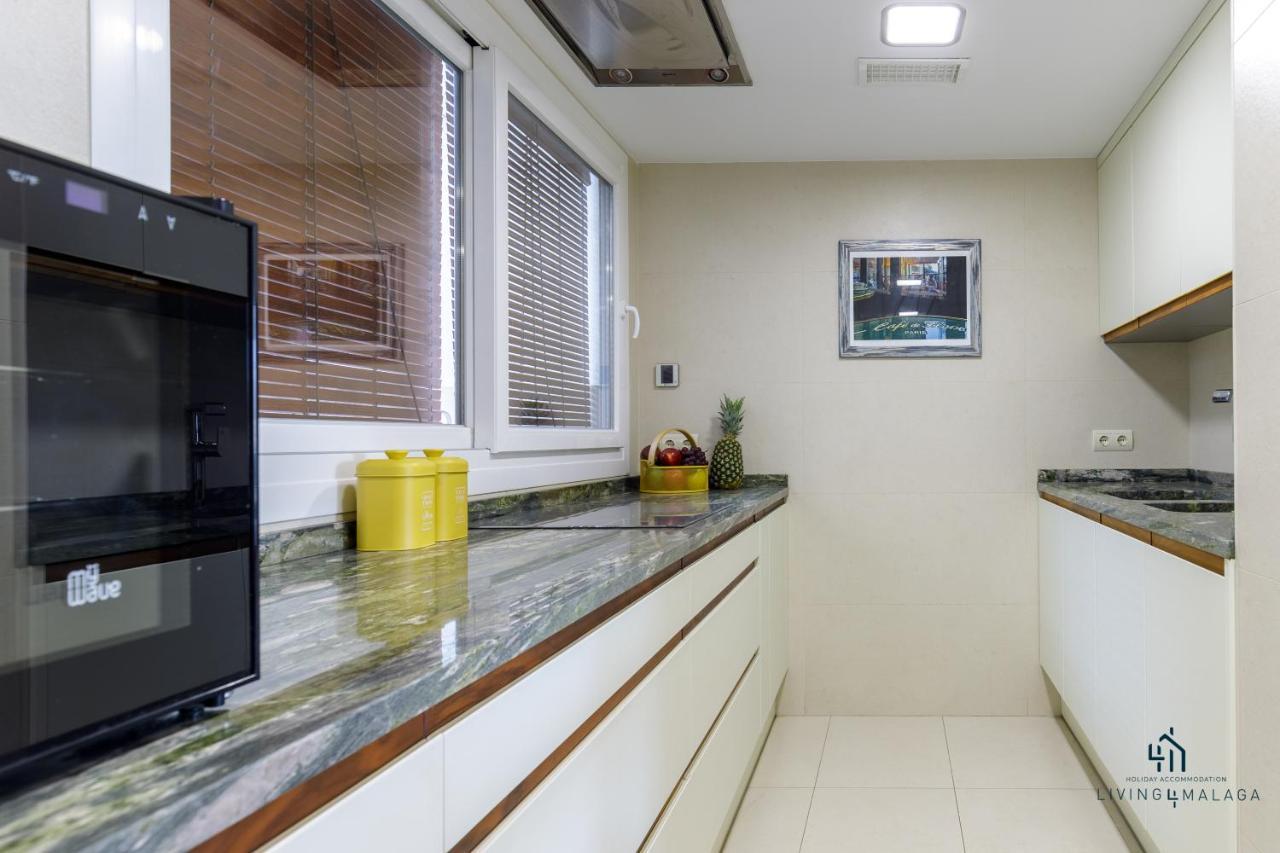 Living4malaga Theatre Square Terrace Apartment Málaga