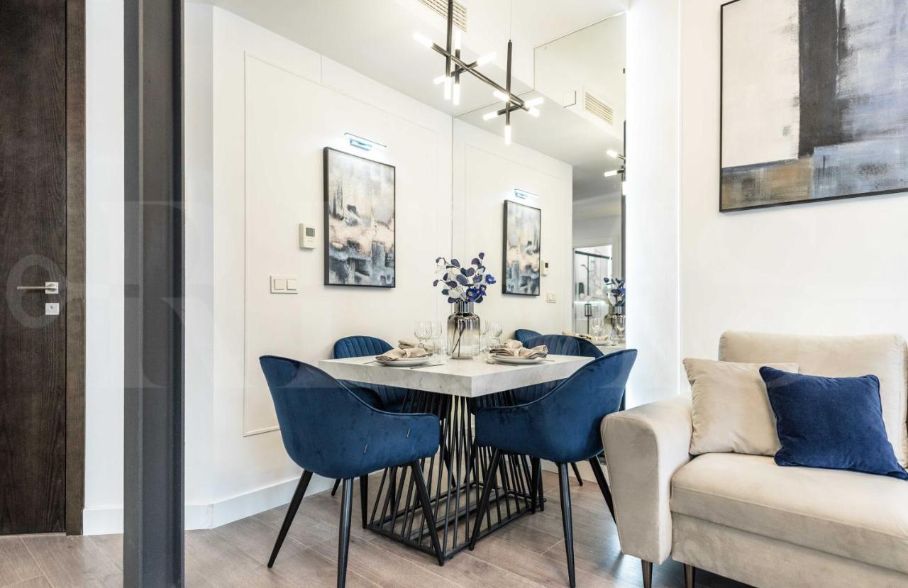 Apartment Contemporary Luxe Duplex In The Heart Of By Rems *
