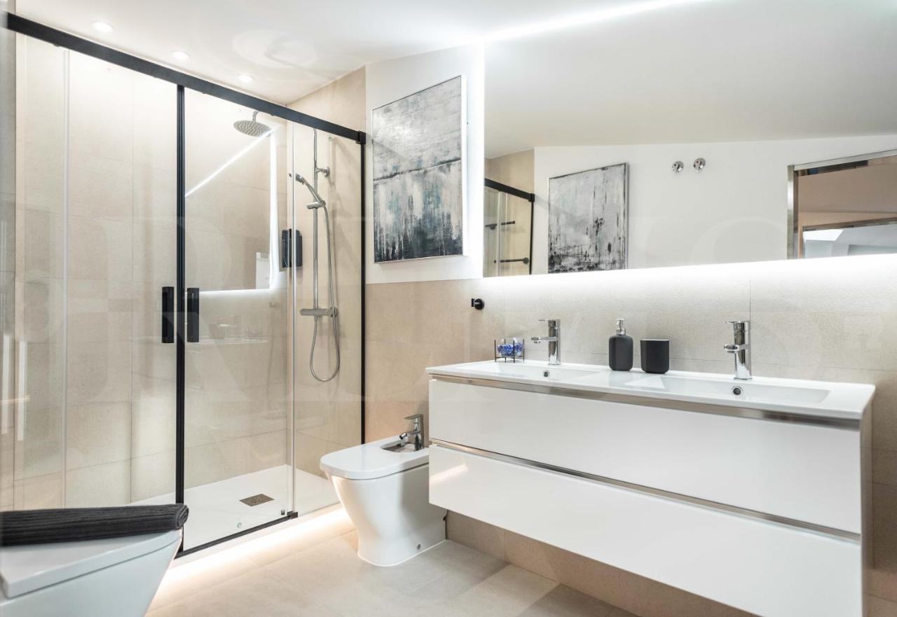 Contemporary Luxe Duplex In The Heart Of By Rems Apartment