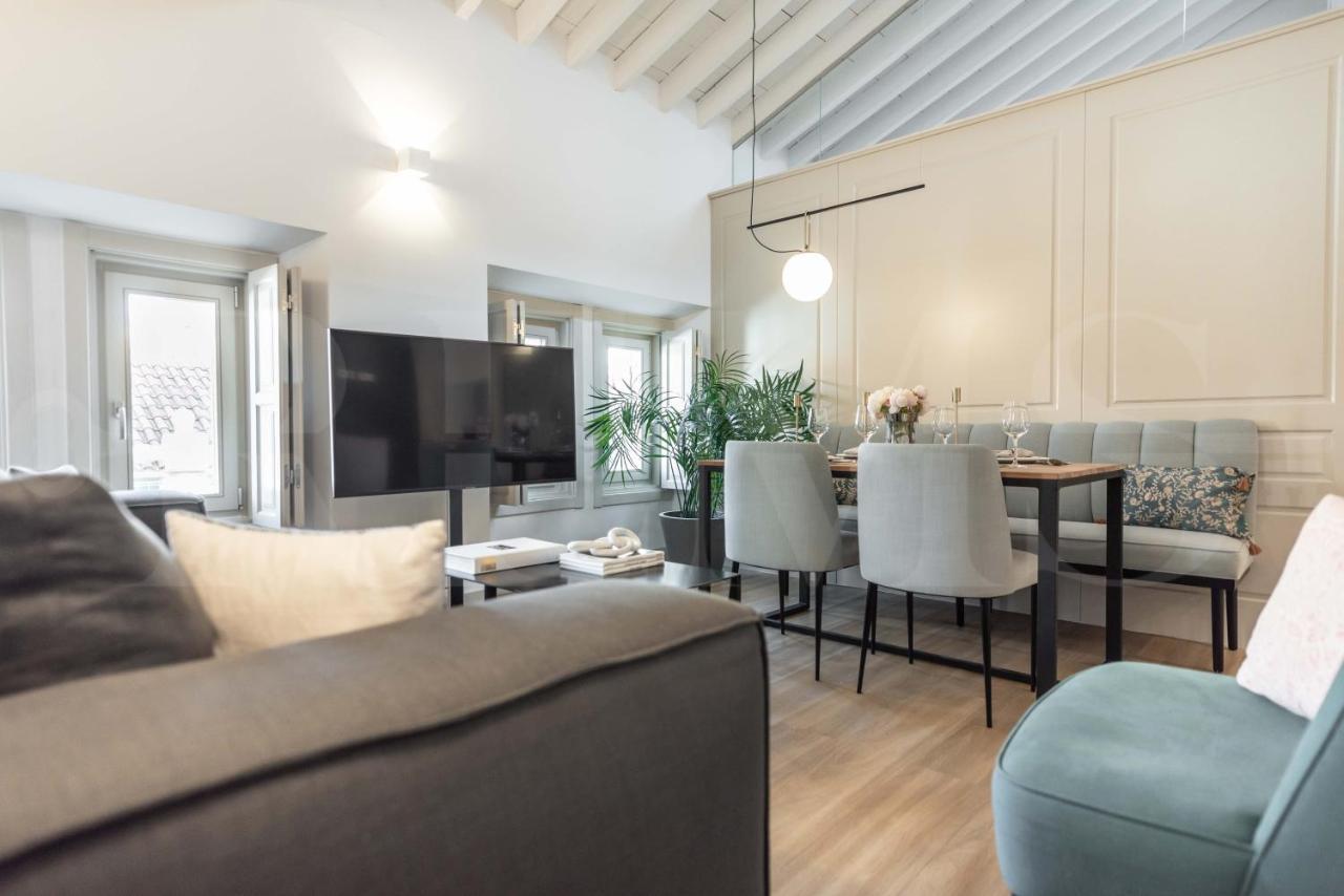 Apartamento Penthouse With Rooftop In The Heart Of By Rems