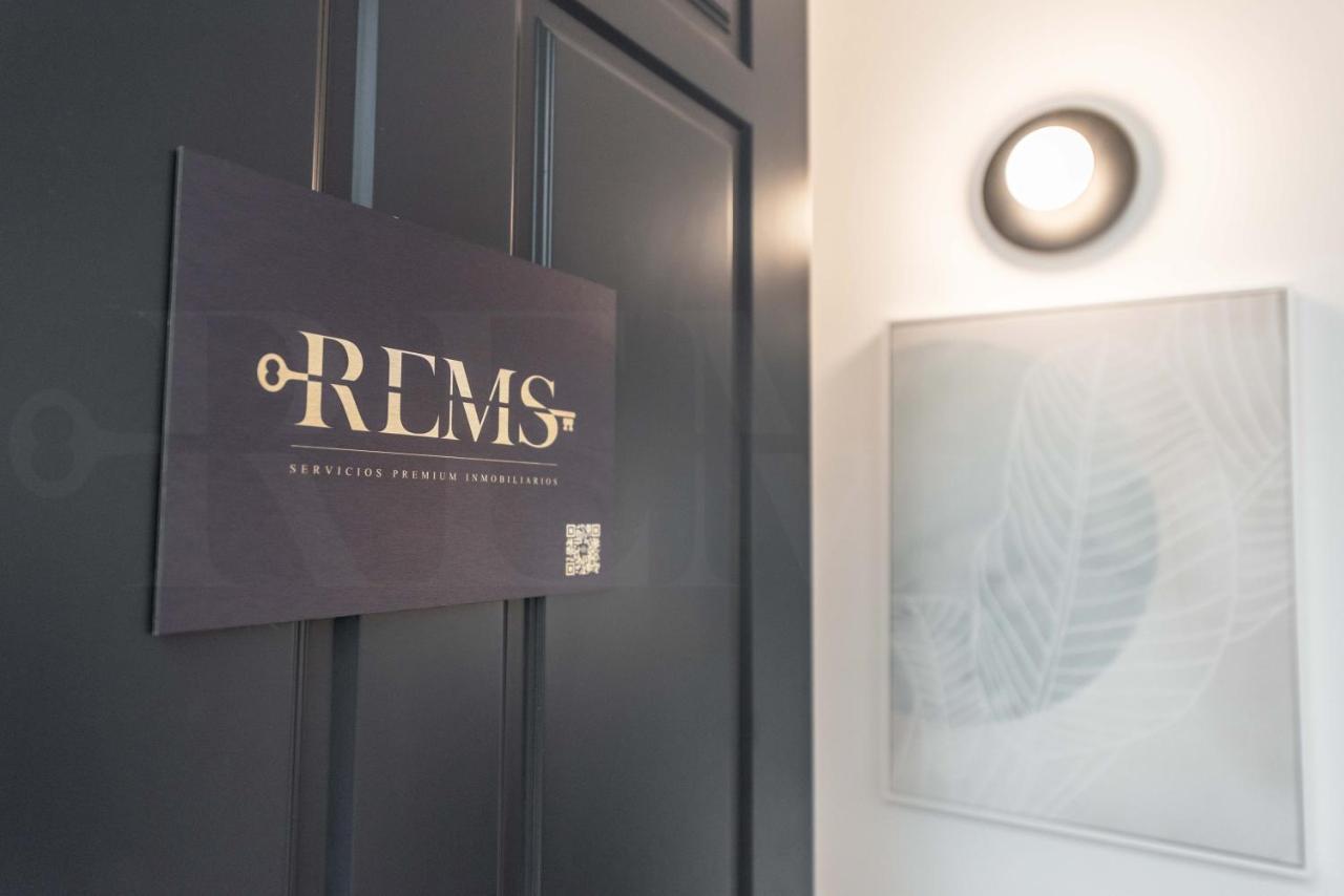 Penthouse With Rooftop In The Heart Of By Rems *