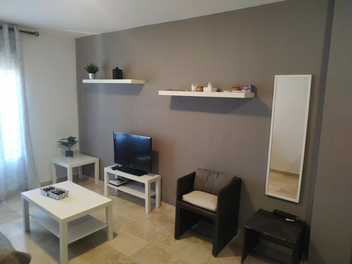 Leilighet Yellow Duplex Free Parking And Terrace