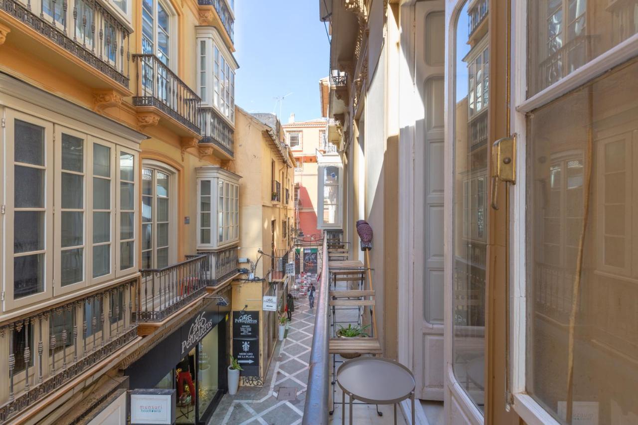 Appartement Puerta De Larios: Three-bedroom With Balconies And Patio Málaga
