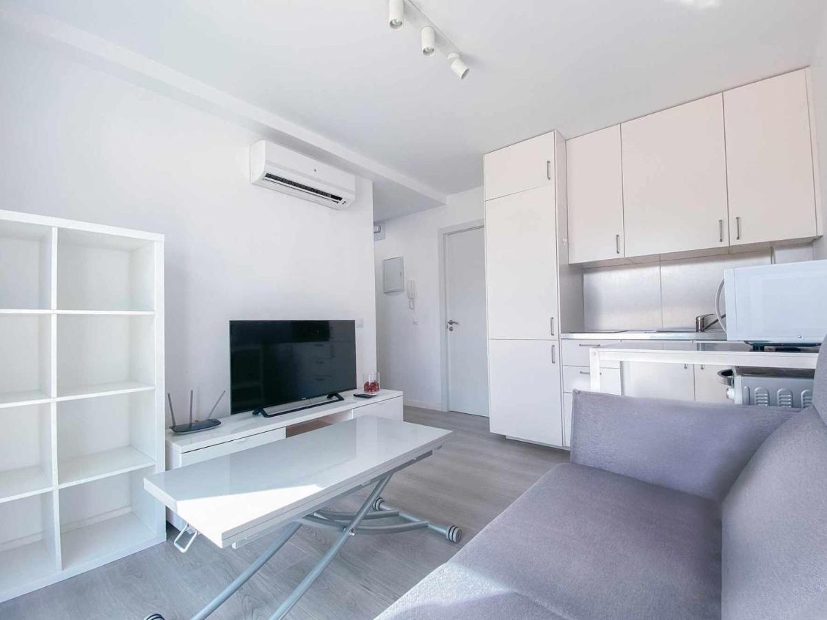 1 Pedregalejo Apartamento *