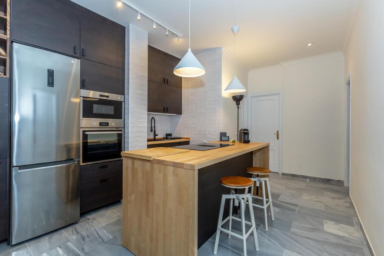 Puerta De Larios: Three-bedroom With Balconies And Patio Appartement Málaga