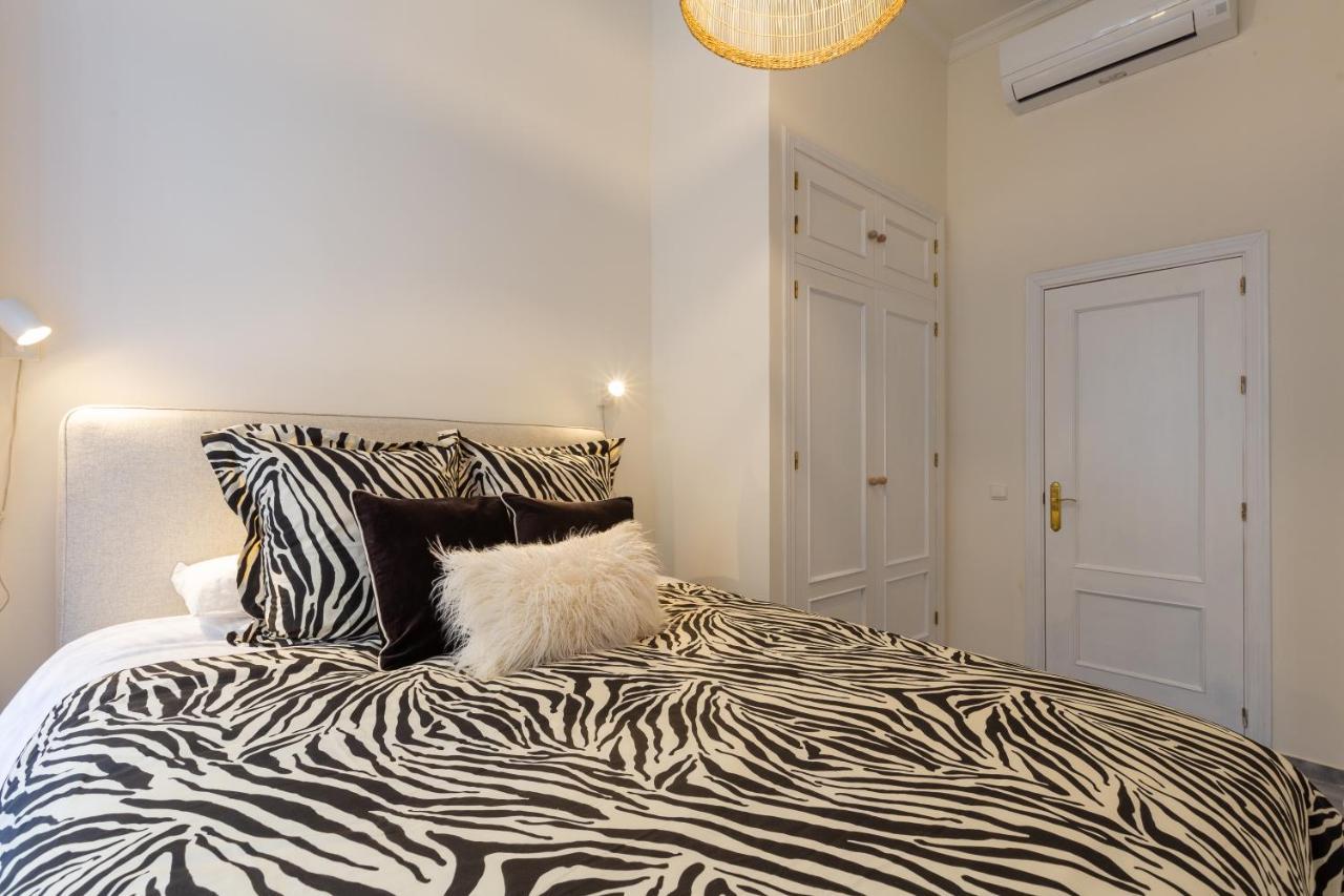 Puerta De Larios: Three-bedroom With Balconies And Patio Málaga