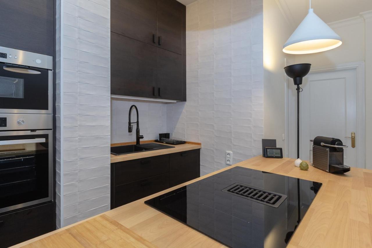 Puerta De Larios: Three-bedroom With Balconies And Patio Appartement Málaga