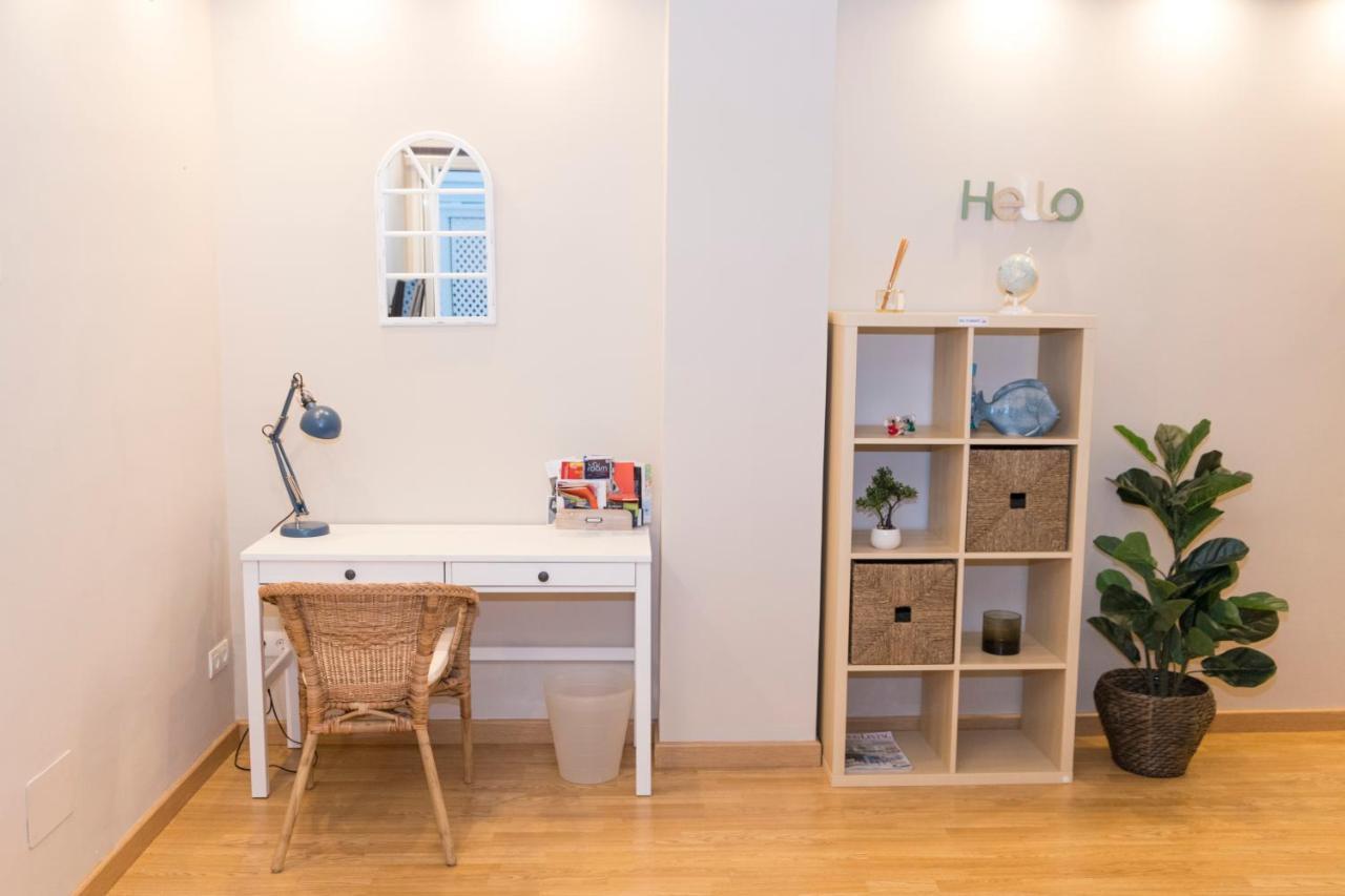 Confort En El Centro De La Ciudad Con Patio Privado Parking Opcional Apartamento Málaga