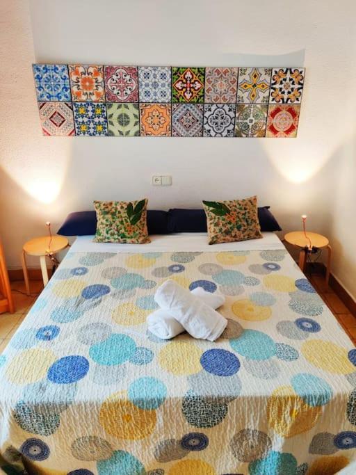 Vintage Flat Malaga