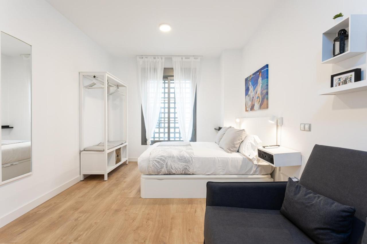 Apartments Holidays2Malaga City Center