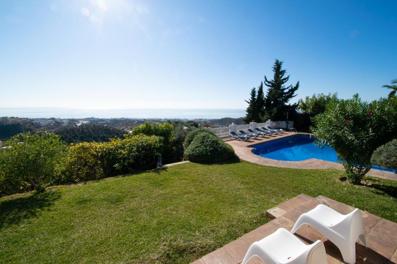 Gran Con Vistas Al Mar Y Piscina Privada Málaga